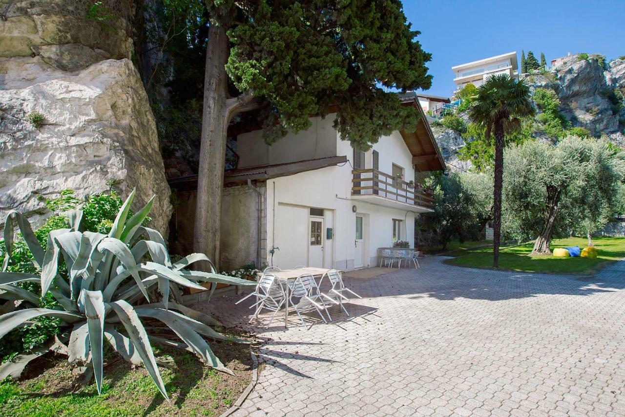 Apartments Suster Torbole Sul Garda ภายนอก รูปภาพ