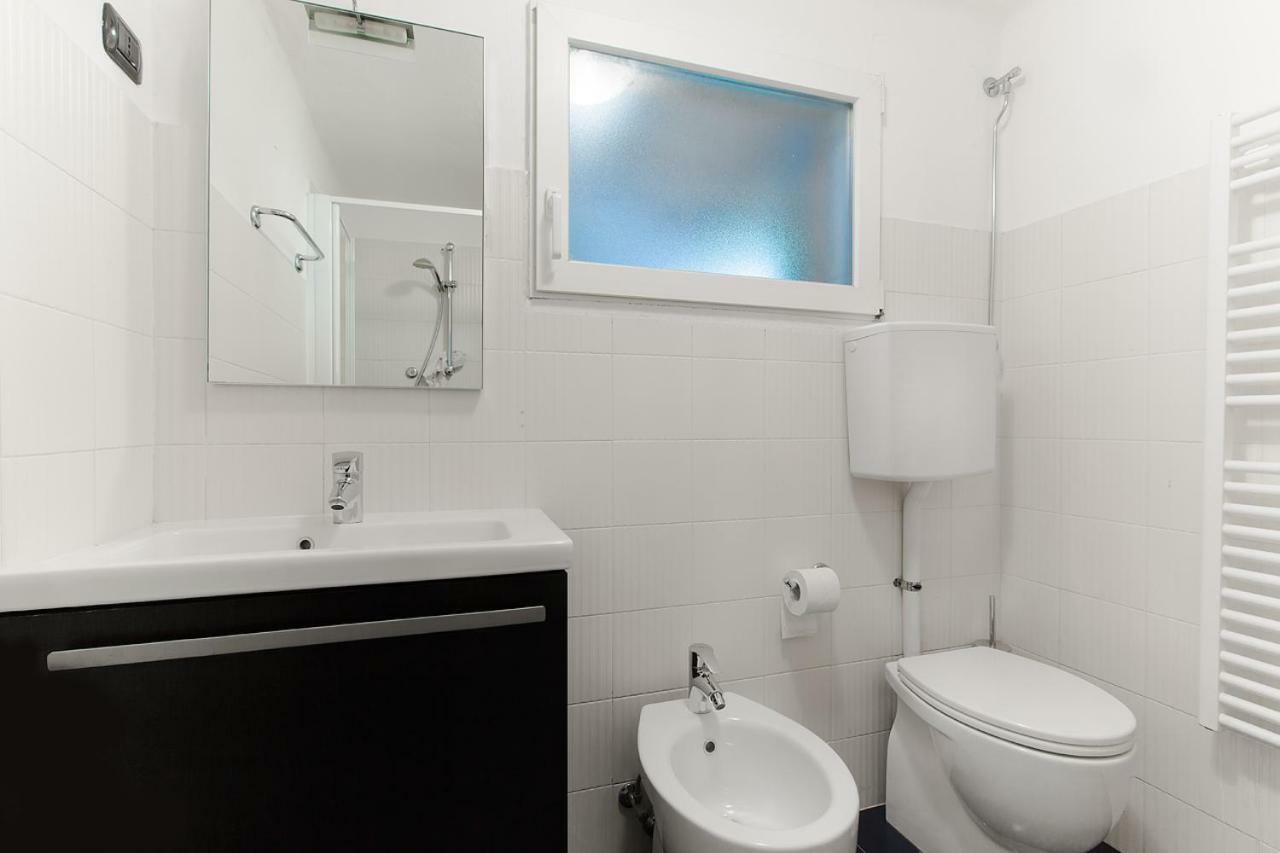 Apartments Suster Torbole Sul Garda ภายนอก รูปภาพ
