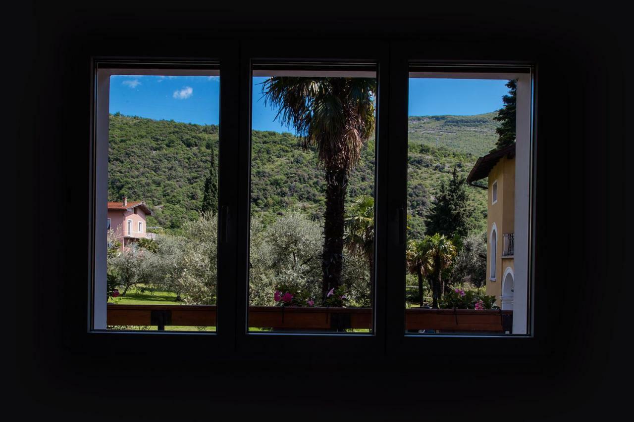 Apartments Suster Torbole Sul Garda ภายนอก รูปภาพ
