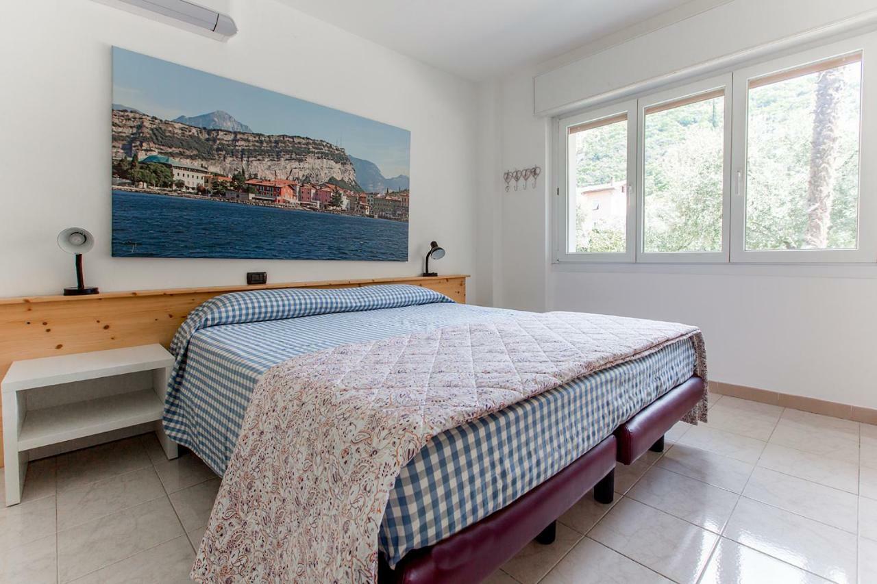Apartments Suster Torbole Sul Garda ภายนอก รูปภาพ