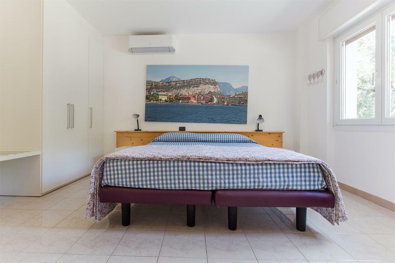 Apartments Suster Torbole Sul Garda ภายนอก รูปภาพ